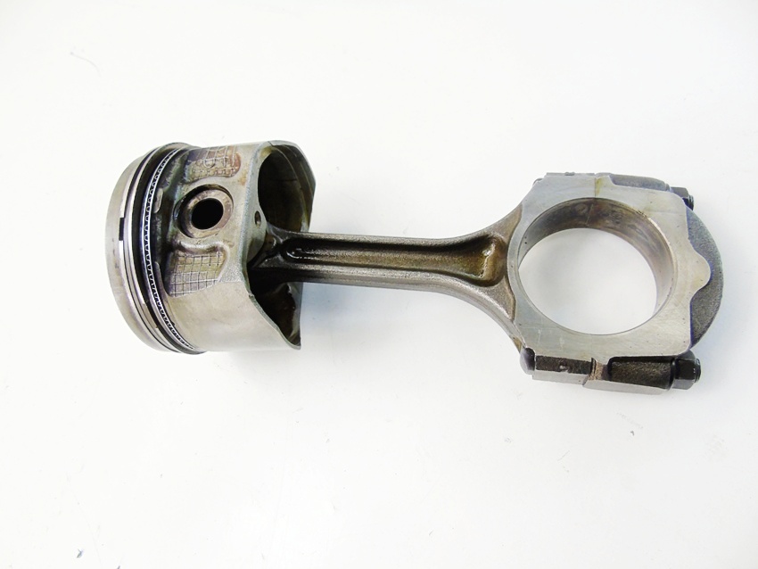 1011.6 Pistone biella Renault Dacia Duster Logan Sandero Oroch 1 pezzo ...